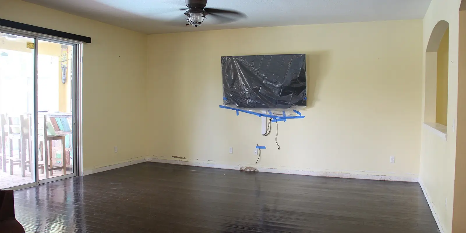 Empty room, before renovation.